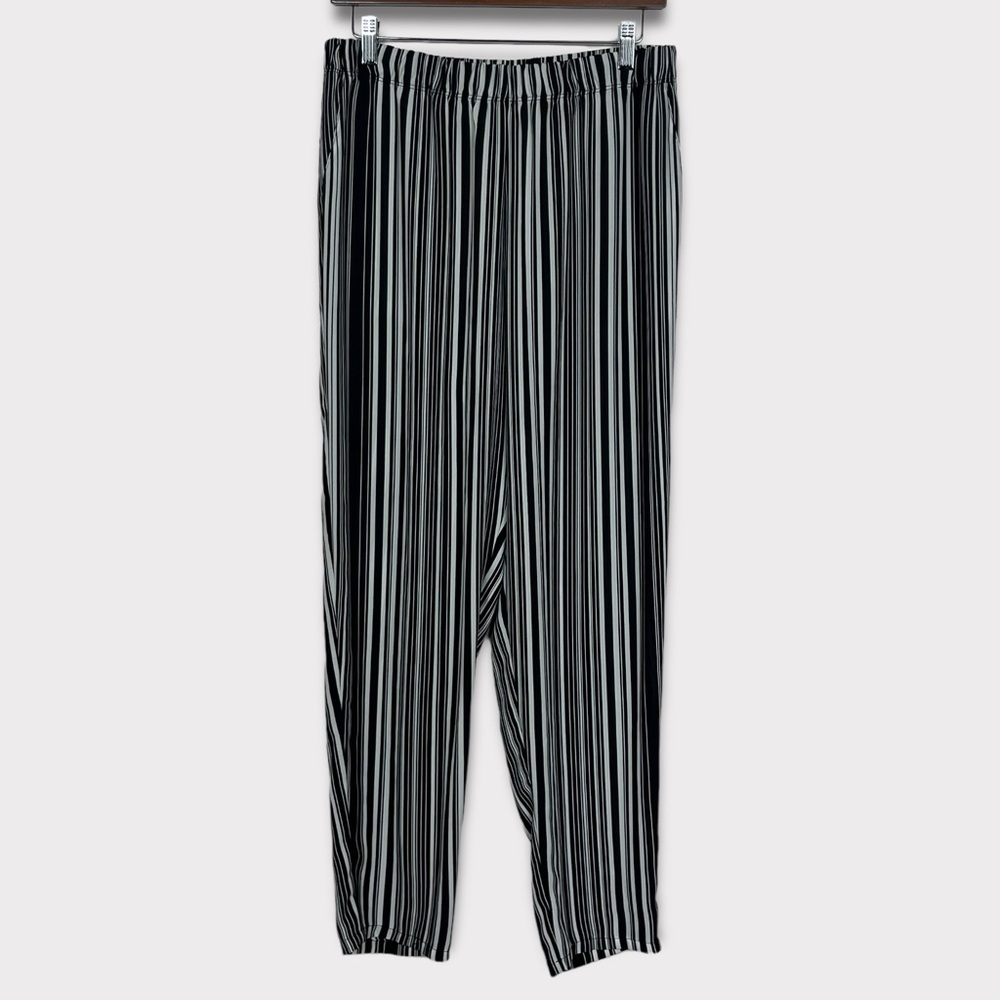 Comfy USA Pull on Pants Medium Wide Leg Loose Striped Flowy Whimsigoth Black‎